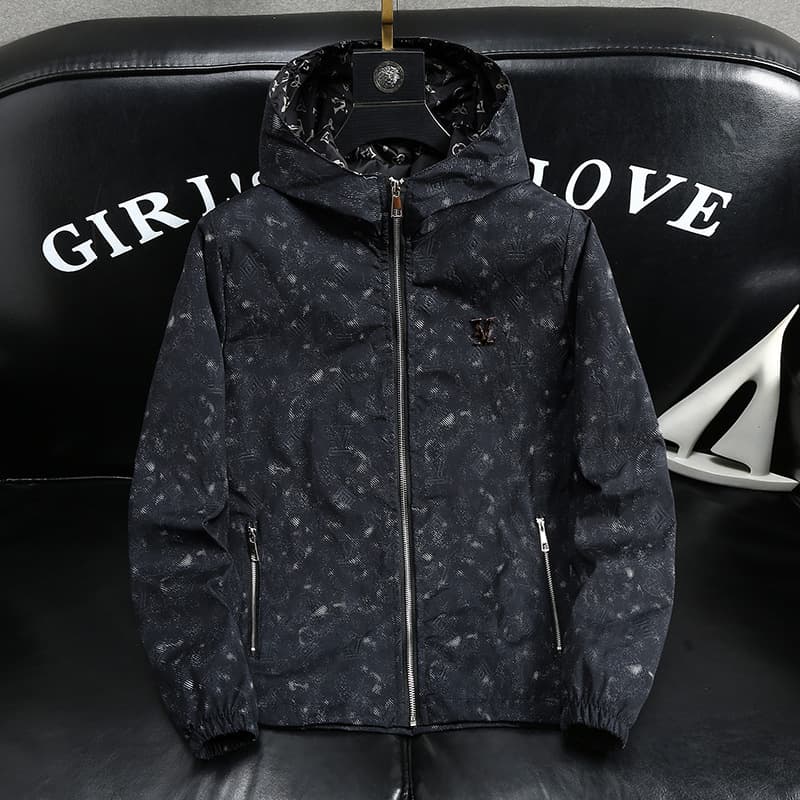 European Style Letter Print Hooded Jacket for Men, 2025 Spring New Windbreaker Jacket in White