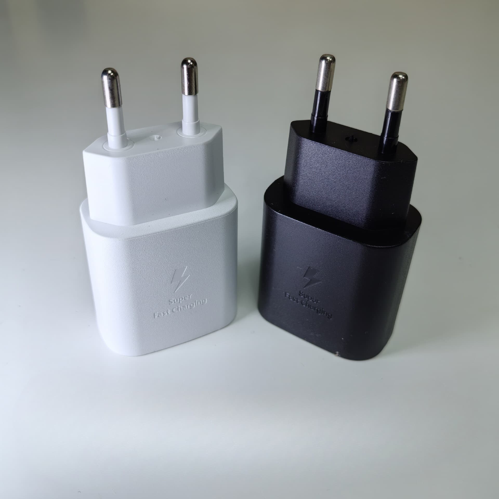 Compatible with Samsung and Apple Universal 45W PD Fast Charging Cable 25W Super Fast Charger S22 Super Flash Charge Set