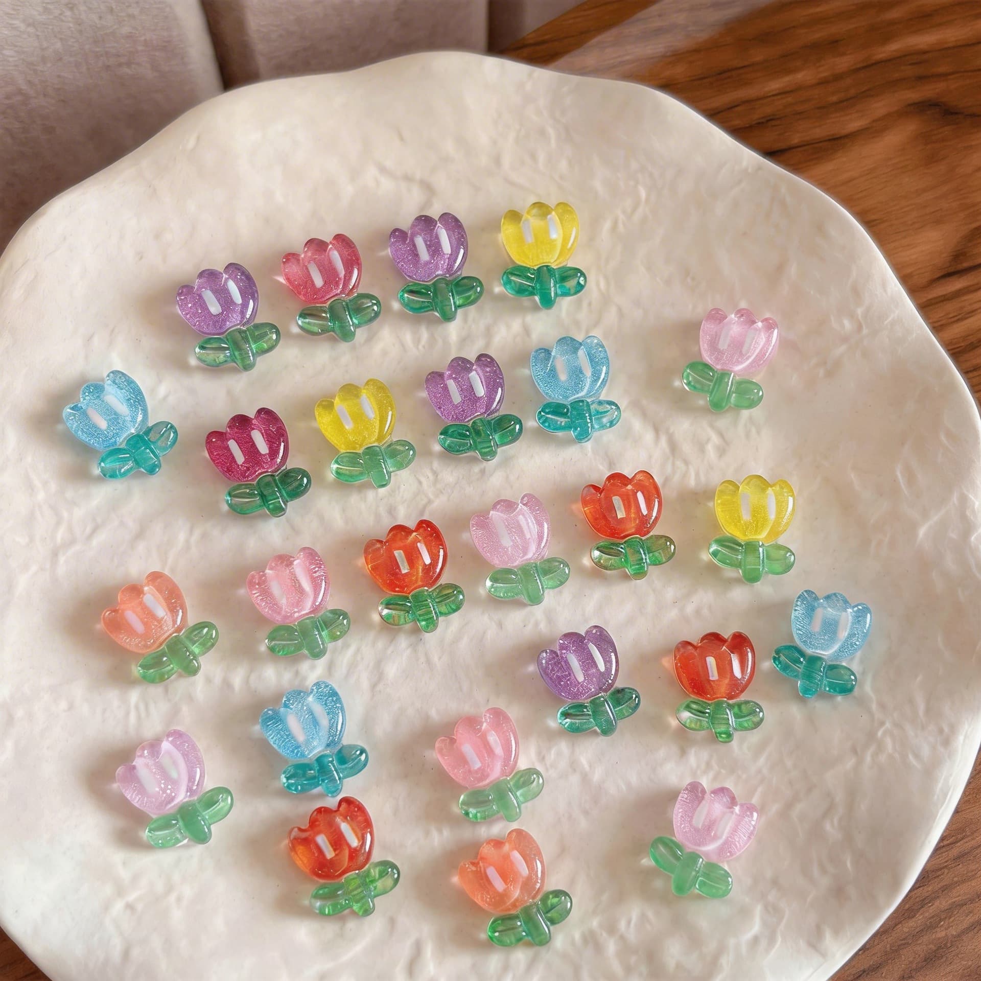 Tulip Flower Nail Art Decorations, Clear Resin Nail Accessories, Wearable Nail Art Embellishments, Small Nail Diamond Decorations