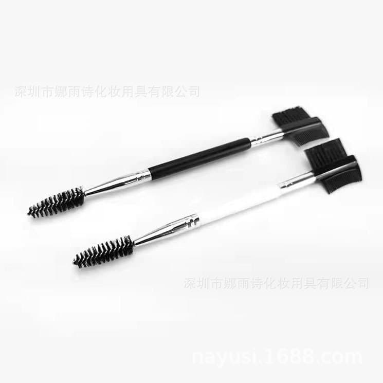 Dual-purpose double-ended makeup tool set: steel brush, eyebrow brush, eyelash curler, eyebrow comb, and makeup brush.