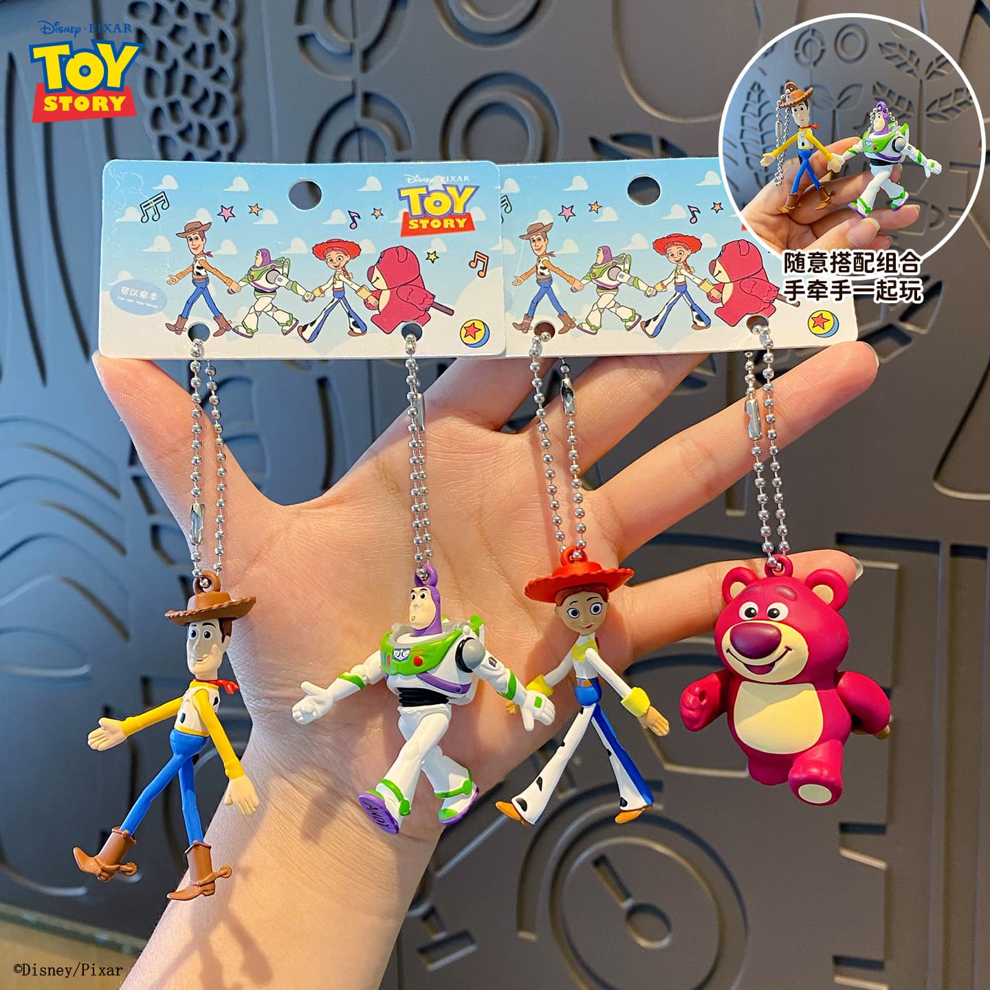 Authentic Toy Story Hand-In-Hand Couple Keychain Cartoon Woody and Buzz Lightyear Doll Keychain Pendant