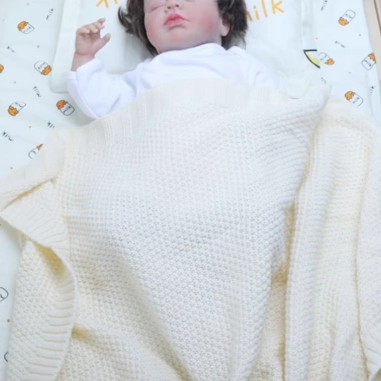 Children's solid color knitted carry blanket, baby cover, kindergarten nap blanket, infant cover, adult sofa air-conditioner throw