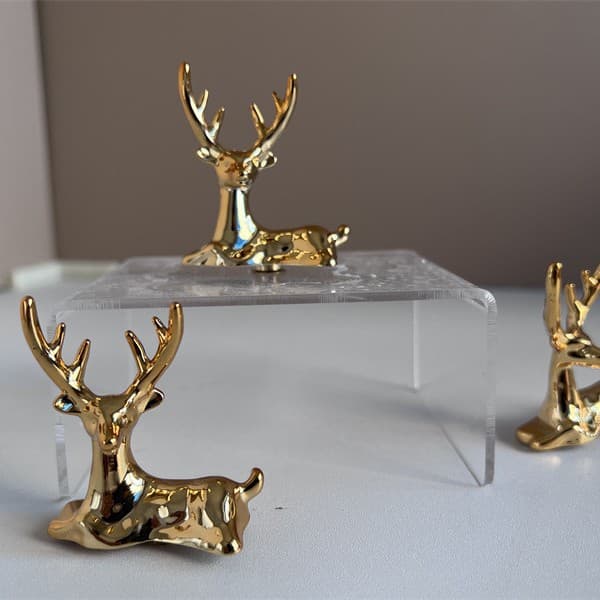 Creative Gold Deer Figurine Ornament for Living Room Decor, Home Jewelry Rack, Deer-Shaped Design Storage Handheld Gift Box