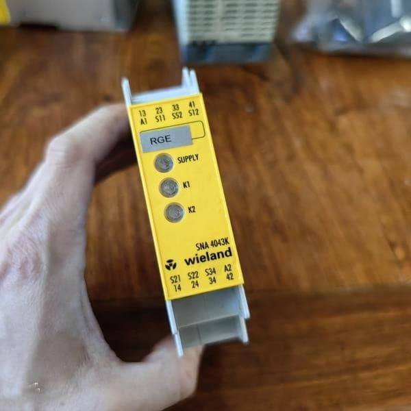 [Negotiable] Wieland Safety Relay SNA4043K -A.