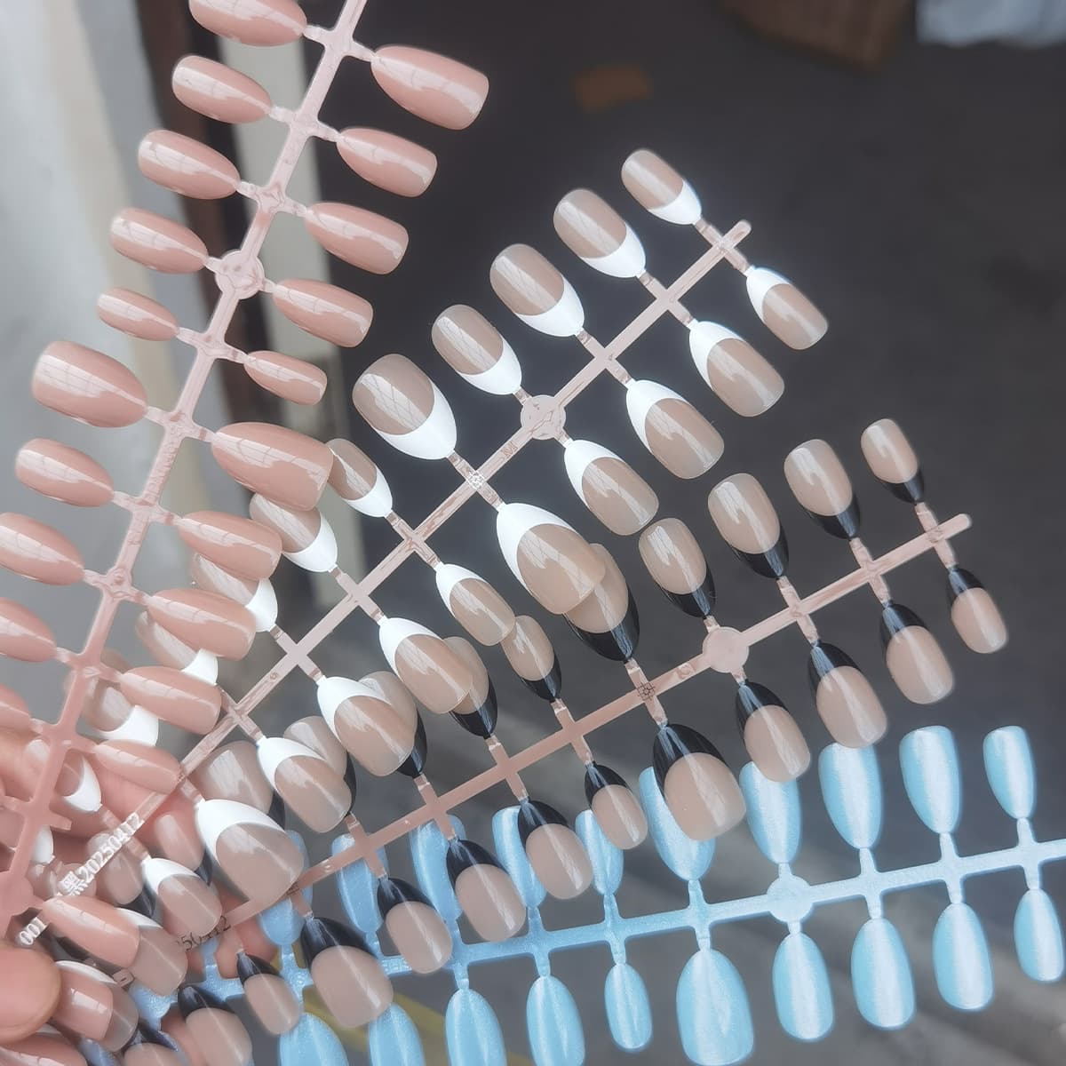 Cross-border Hot Selling Wearable Nails Short Almond Nails Short Pre-made Nails Handmade Press-on Nails False Nails for Export