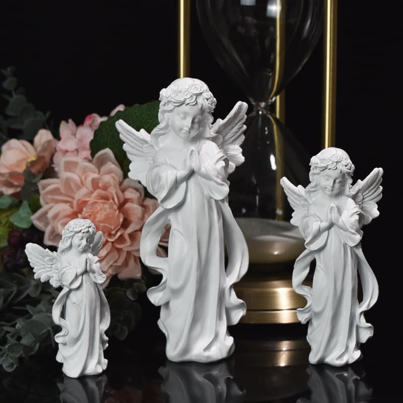 Nordic Girl Praying Angel Sculpture Model Ornament Simple Light Luxury Office Showroom Decoration Craft
