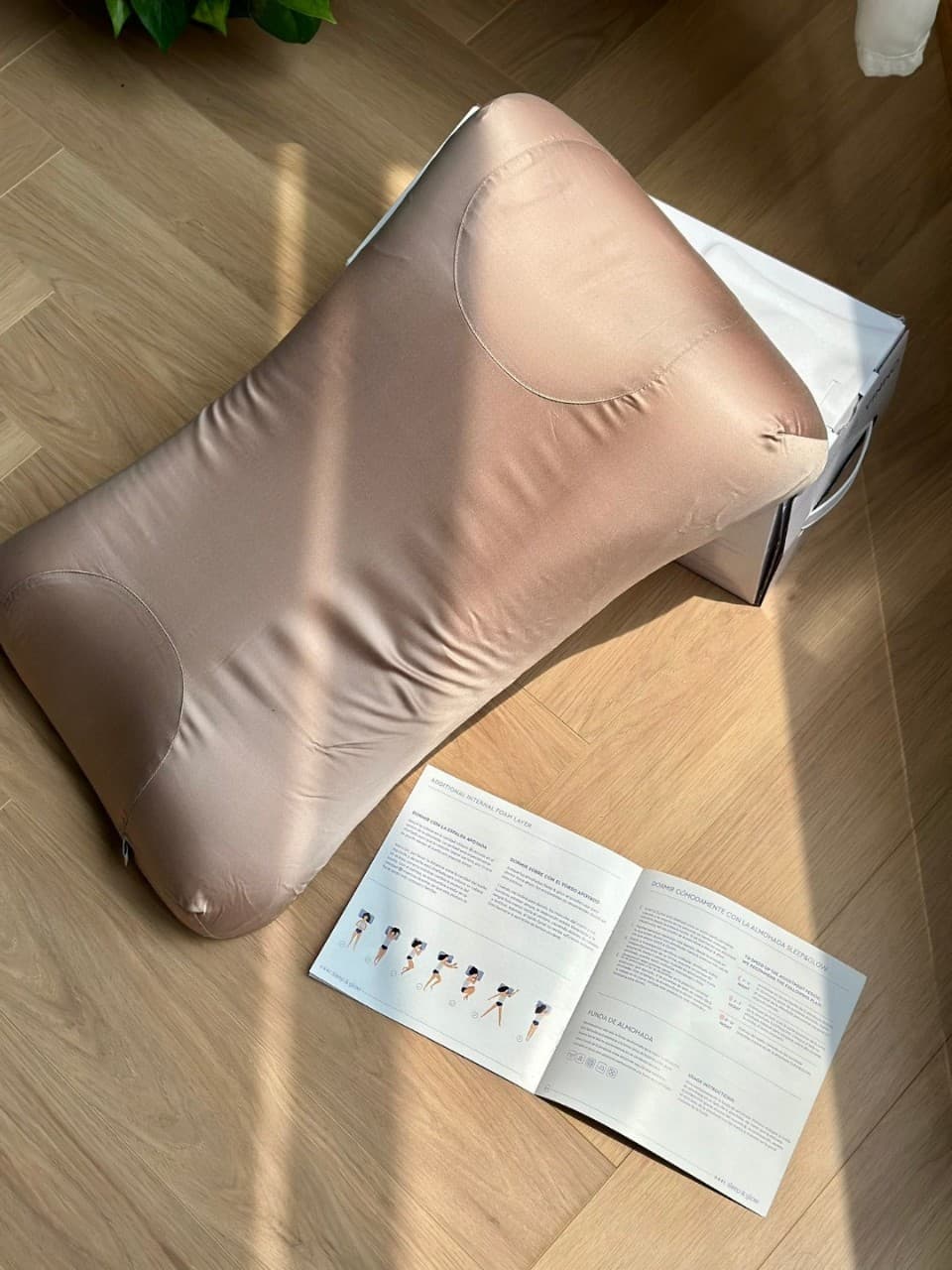Italian SlEEP Beauty Pillow Pro: Zoned Side Sleeping Pressure-Free Sleeping Anti-Wrinkle Neck Support Memory Foam Pillow