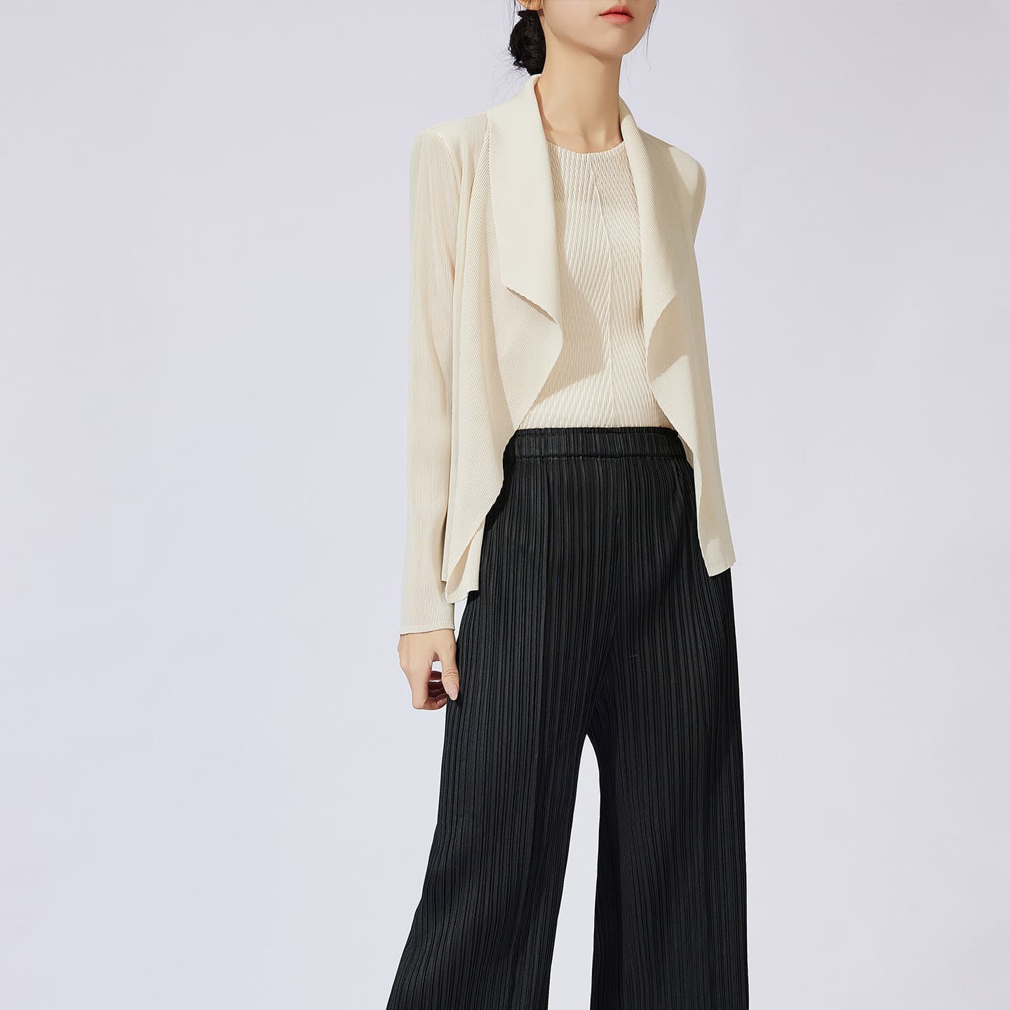 Miyake Pleated Set for Women: Slim Fit Vest, Short Jacket, and Solid Color Trousers – Three-Piece Commuter Outfit