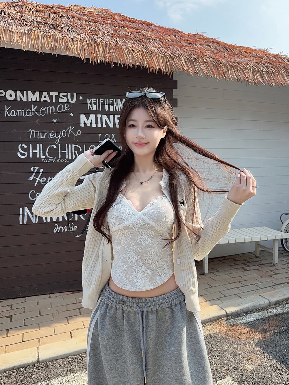 Sheer Lace V-Neck Camisole Top for Women Spring Age-Defying Slim Fit White Base Layer Shirt