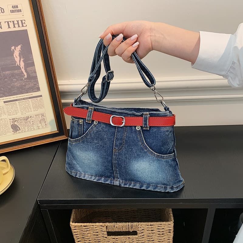 Retro Fashion Jeans Hot Girl Bag Women's Small Tote Bag 2026 New Small Square Bag Simple One Shoulder Crossbody Bag