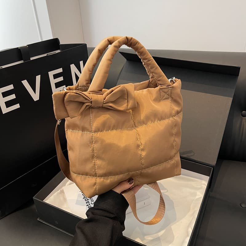 Large Capacity Fashion Simple Retro Ruched Handbag 2023 Autumn Winter New Versatile Shoulder Crossbody Tote Bag