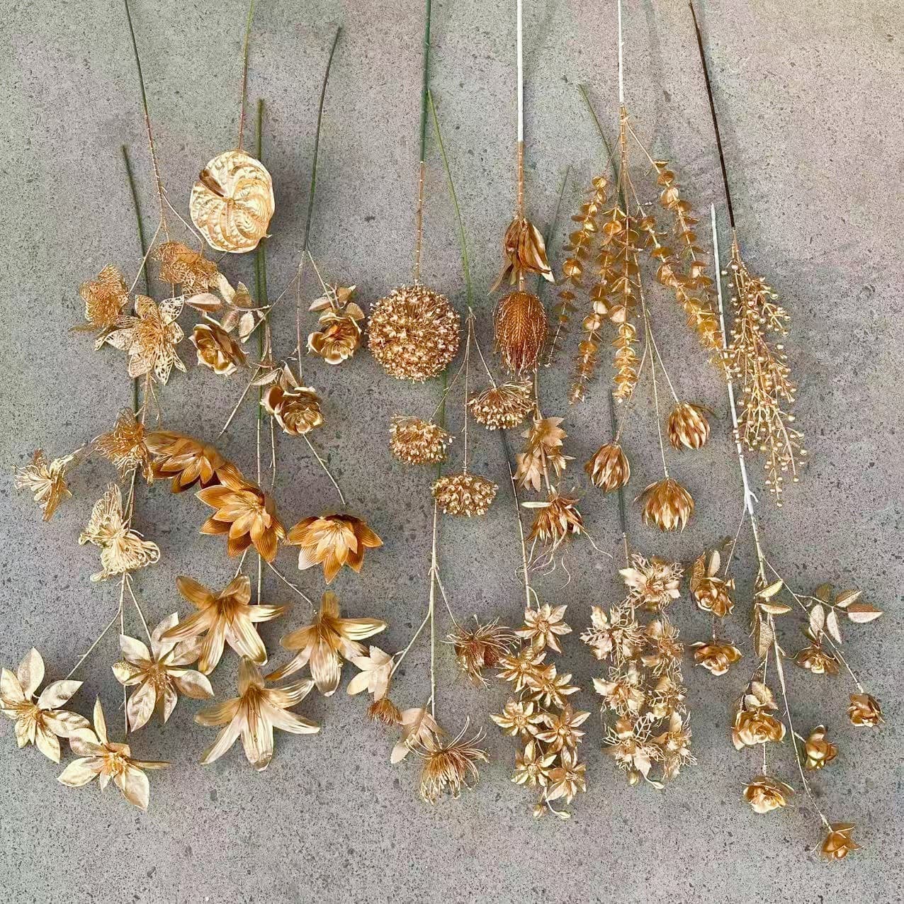 Gold Artificial Flower Wedding Decoration New Year Blessing Bucket Accessories Wedding Arrangement Gold Fake Flowers Plastic Flower Factory