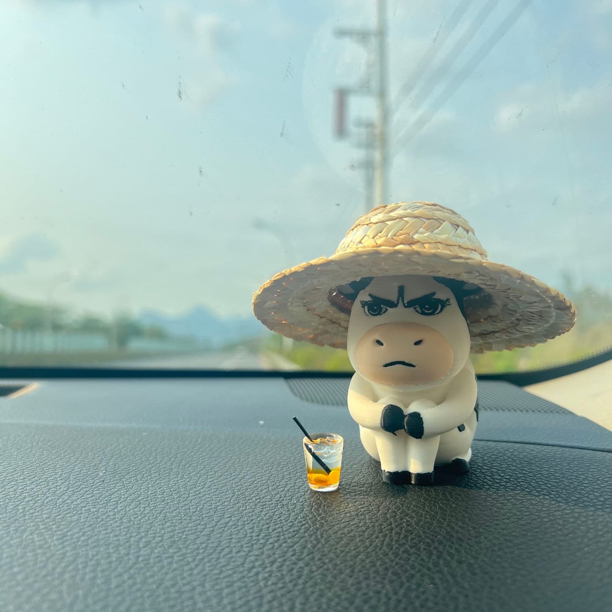 Emo Grassland Cow Figure, Ugly Cute Healing Little Cow Plush, Car Dashboard Ornament, Desktop Stress Relief Decoration