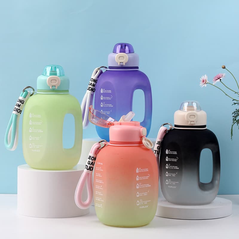 Factory Direct 1.5L Large Capacity Portable Graduated Water Jug Gym Gallon Water Bottle Fitness Water Cup
