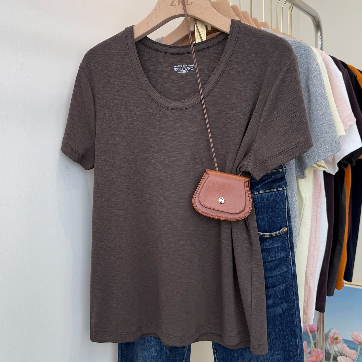 Plain Stretch U-Neck Oversized T-Shirt 2025 Summer New Snowflake Cotton Texture Trendy Short Sleeve Top for Women