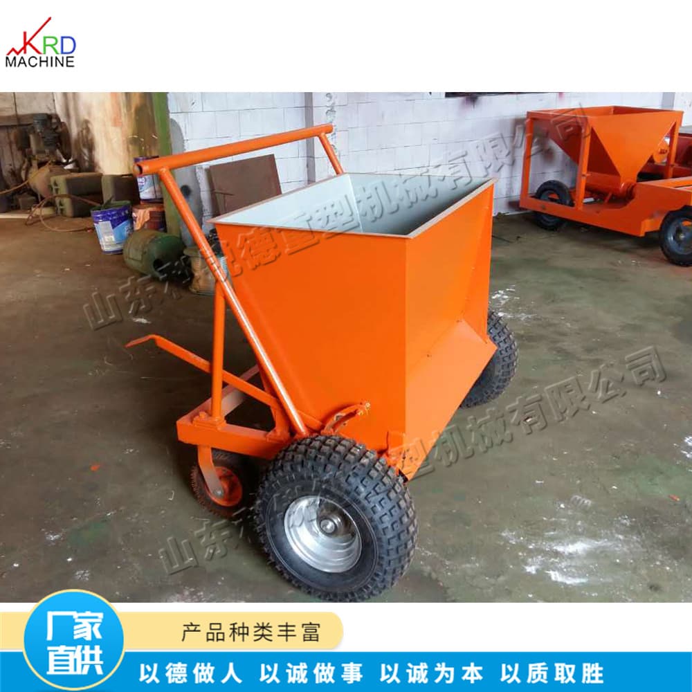 Small hand-push sand filling machine, sports field lawn quartz sand filling machine, hand-push non-powered sand filling machine