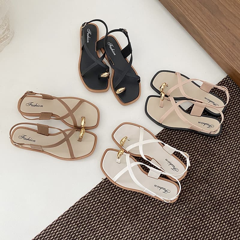 2026 New Toe Loop Sandals Women Summer Outdoor Internet Celebrity Ins Flat Roman Sandals One-toe Clip Women's Shoes