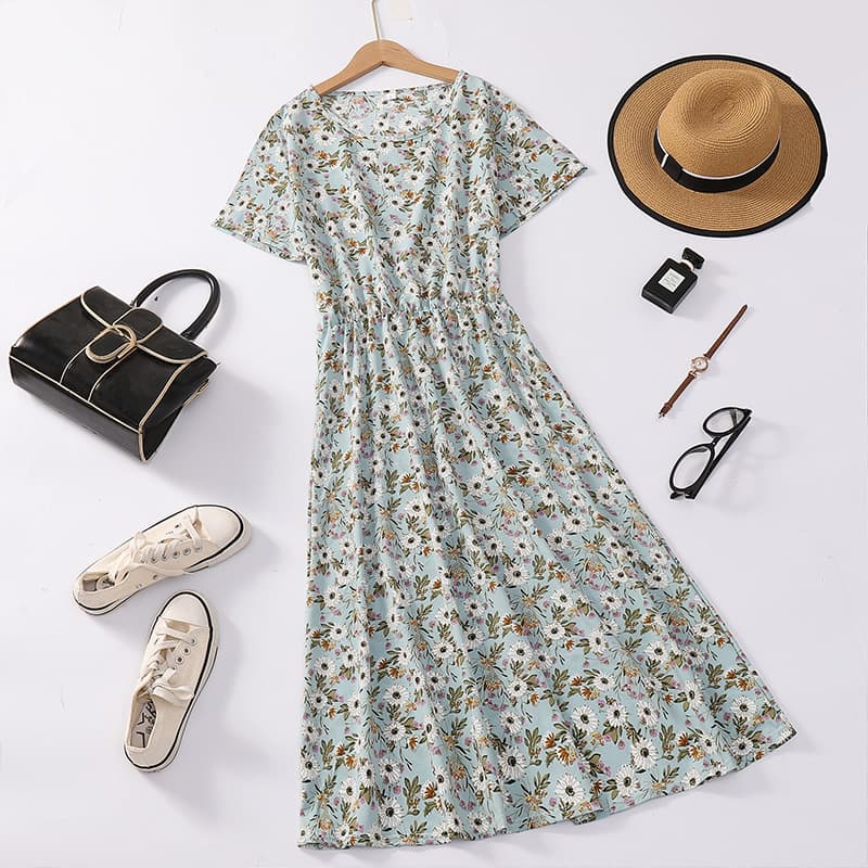 Mother's wear, middle-aged and elderly floral dress, new short-sleeved skirt, round neck, slim waist, mid-length floral dress