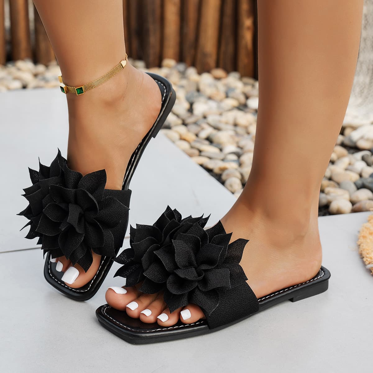 Cross-border Europe and America Casual Square Toe Flat Fashion Flower Sandals Women's Autumn New One-strap Versatile Export Slippers