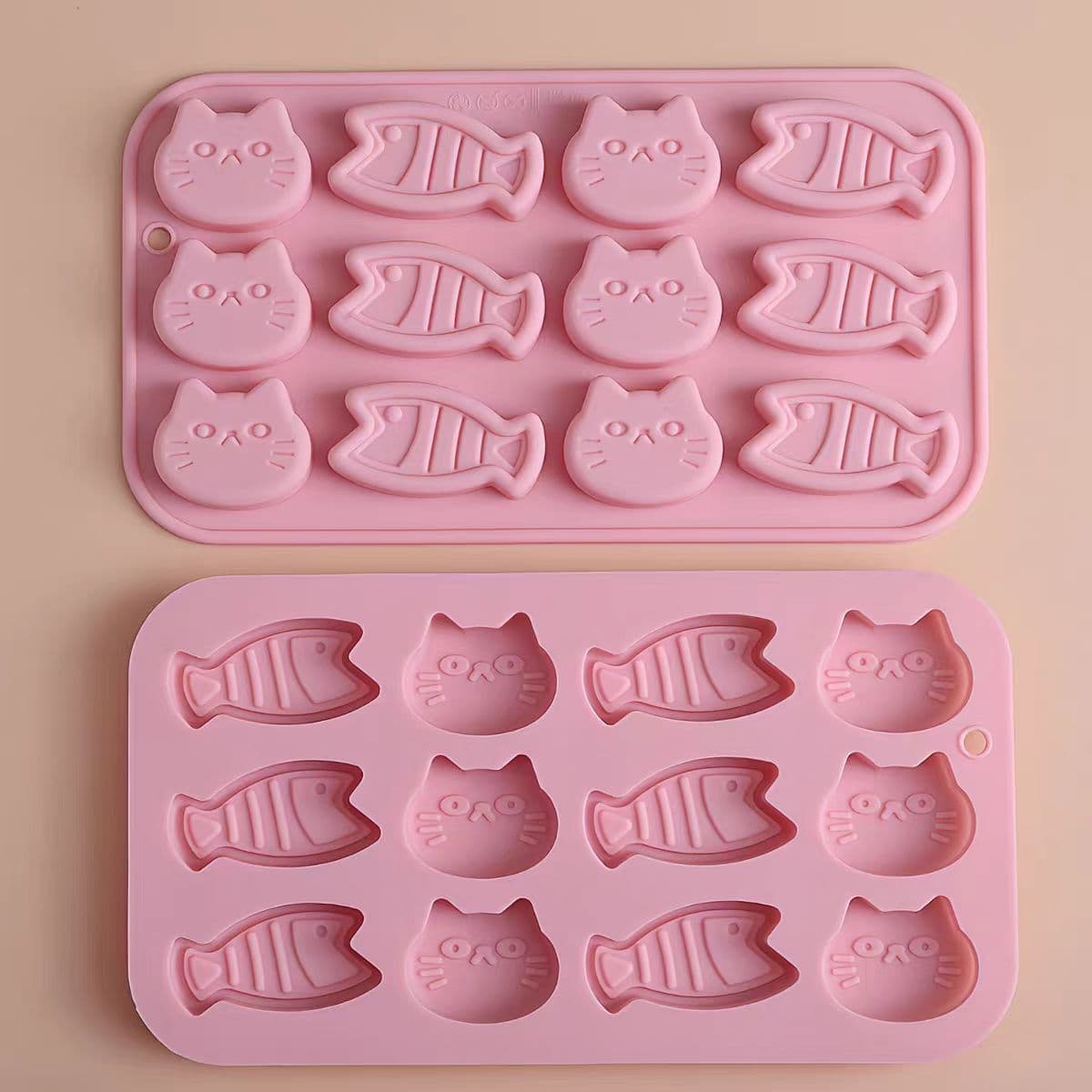 12-Cavity Cartoon Fish and Cat Silicone Mold for Children's Handmade Chocolate Candy Gummy Wax Bottle Candy Mold