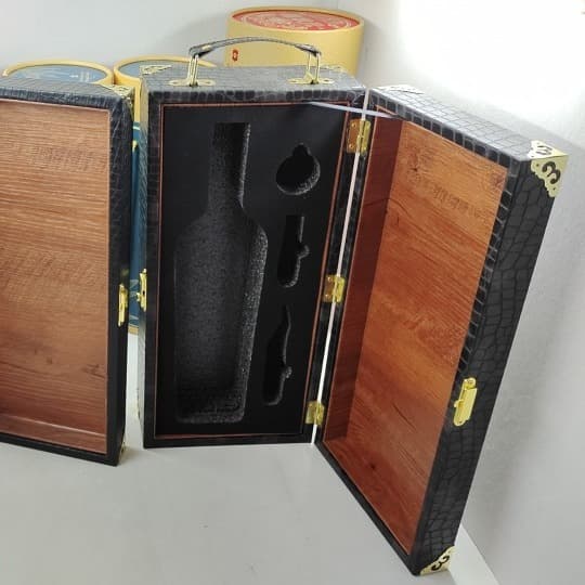 Tea leaf leather box processing, custom leather packaging boxes, leather gift boxes, gold and silver coin leather boxes, jade seal leather boxes, commemorative coin leather boxes