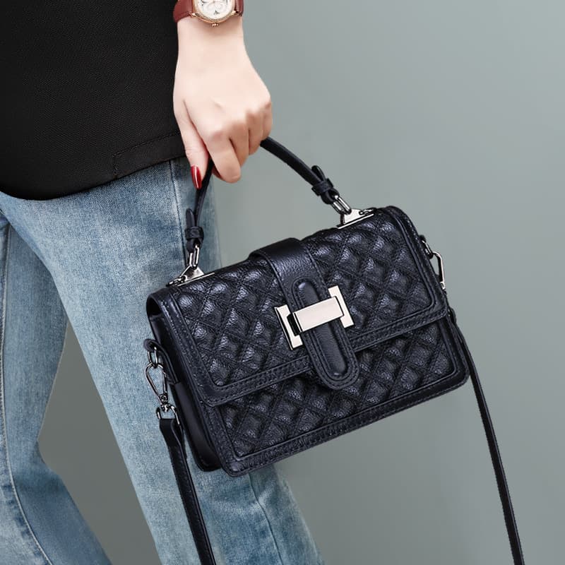 Korean Style Genuine Leather Handbag 2026 Trendy Fashionable Versatile Textured Diamond Quilted Crossbody Bag