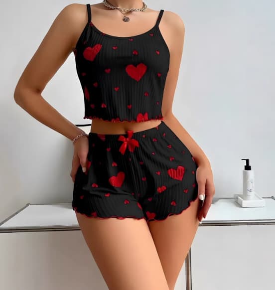Cross-Border Best Seller: European & American Style Casual Pajama Set with Heart Print, Sweet Camisole and Shorts, Pure & Alluring, Wearable Outside