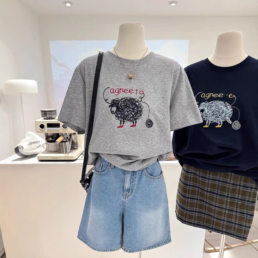 Designed Stereo Line Sheep Embroider T-Shirt for Women, Retro Korean Style Loose Cartoon Short-Sleeved Top Summer