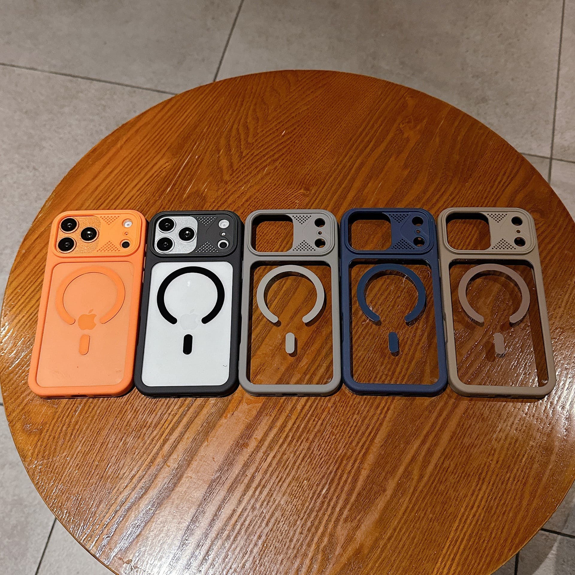 Phantom iPhone 17pm mobile phone case Apple 16promax transparent magnetic 15pro cooling and breathable fashion