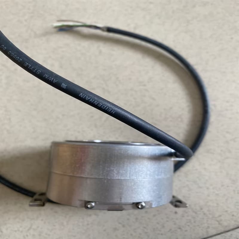 Germany HEIDENHAIN Encoder ID589611-5X Brand New Original Genuine