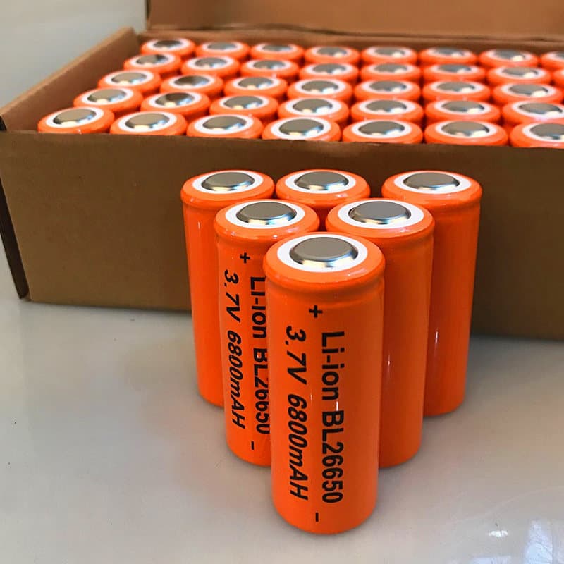 Factory Direct 26650 Lithium Battery Large Capacity 6800mAh Flat/Button Top 3.7V Rechargeable Battery for High-Brightness Flashlight