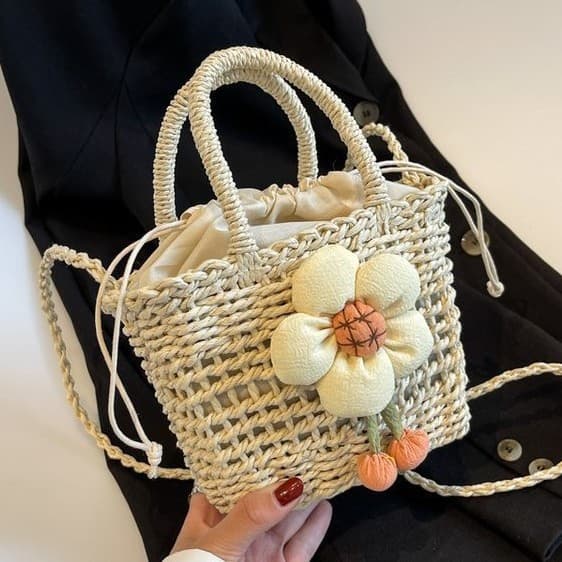 Vacation Style Beach Bag for Women 2026 Spring Summer New Flower Woven Bucket Bag Fashionable Versatile Crossbody Bag