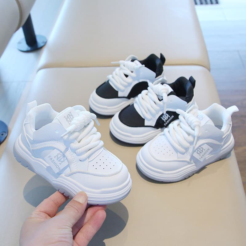 Children's White Sneakers 2025 Spring/Autumn New Boys Sports Shoes Lightweight Girls Casual Sneakers Soft Sole Baby Shoes Single