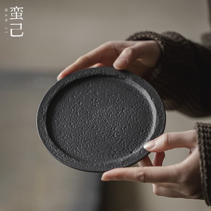 Manji Japanese-style rough pottery teapot stand, Kung Fu tea set, dry brewing tray, ceramic household tea table, wabi-sabi style tea and snack tray