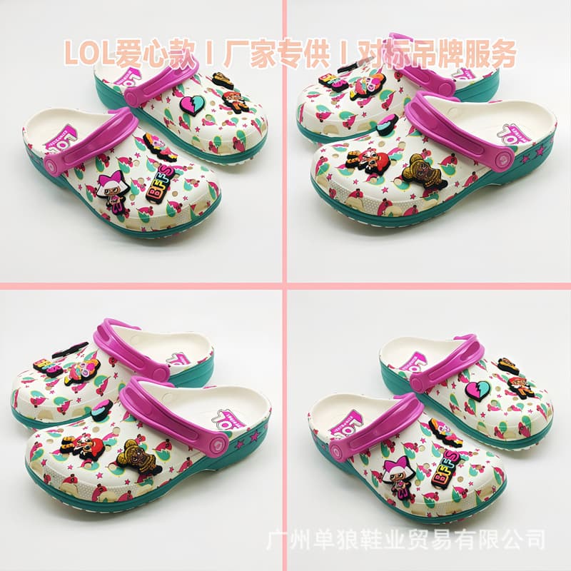 New LOL Heart-Shaped Croc Sandals Summer Flat Soft Sole Casual Slippers for Women Outdoor Beach Shoes with Accessories Wholesale