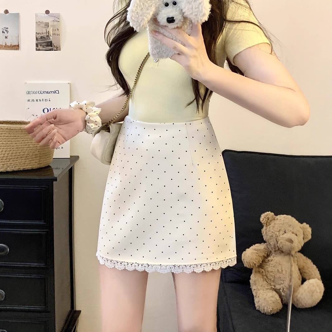High-Waisted Polka-Dot Hip-Hugging A-Line Skirt, Sweet Style Lace Patchwork Skirt, Short Skirt, Women's Clothing, 2025 New Spring Style