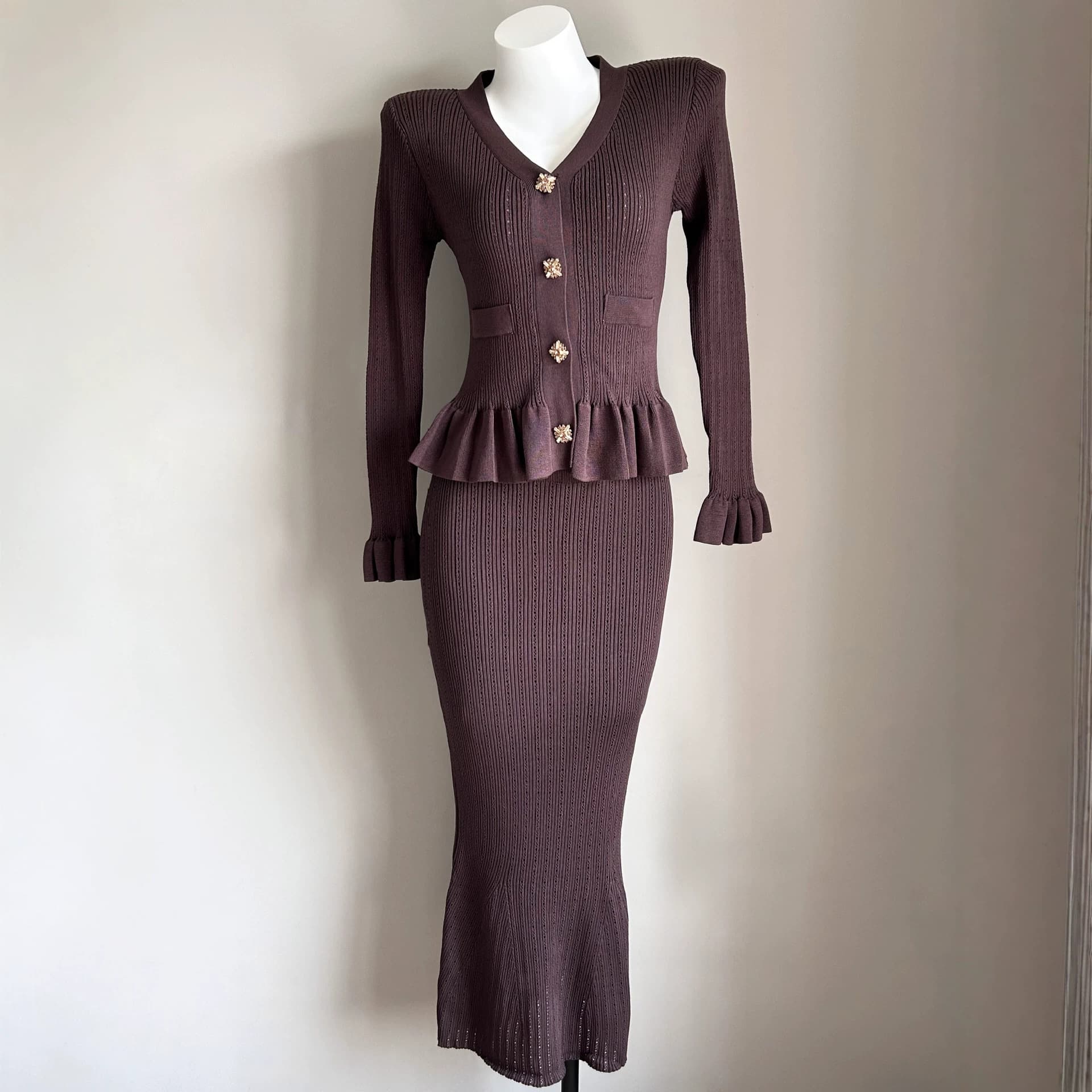 In Stock High-Quality French V-Neck Ruffled Long-Sleeve Elegant Fitted Cardigan + Bodycon Mermaid Two-Piece Set for Women