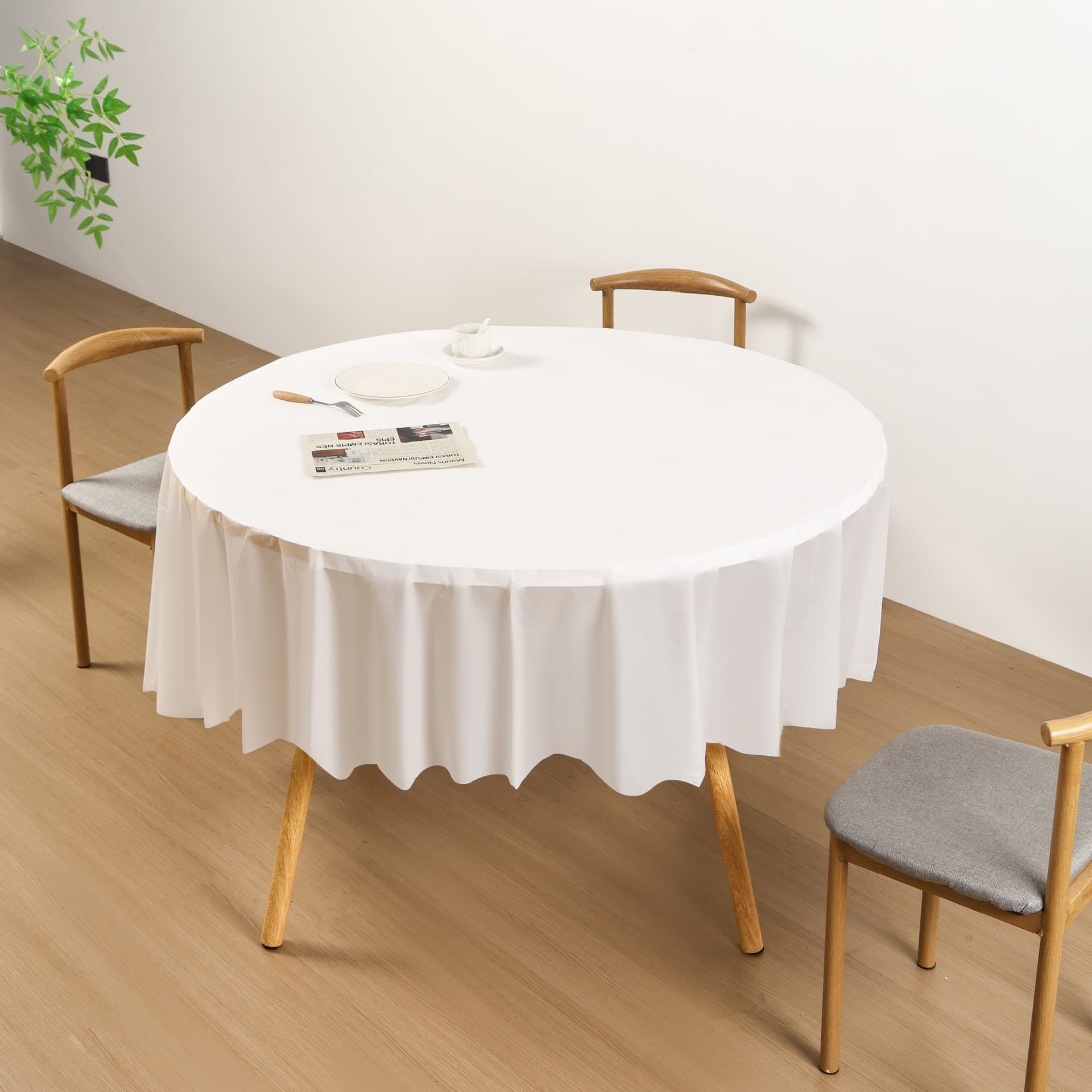 Wholesale disposable tablecloth solid color multiple colors available round (84in) PEVA plastic tablecloth table cover