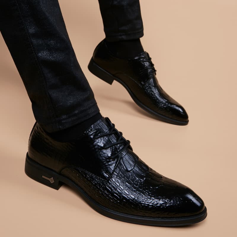 Men's Lace-up Business Formal Shoes, British Casual Commuter Groom Wedding Shoes, Pointed Toe Suit Crocodile Pattern Leather Shoes