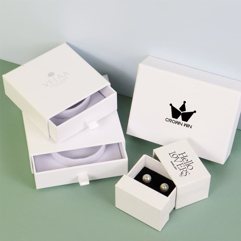 Custom logo jewelry gift packaging boxes for small business