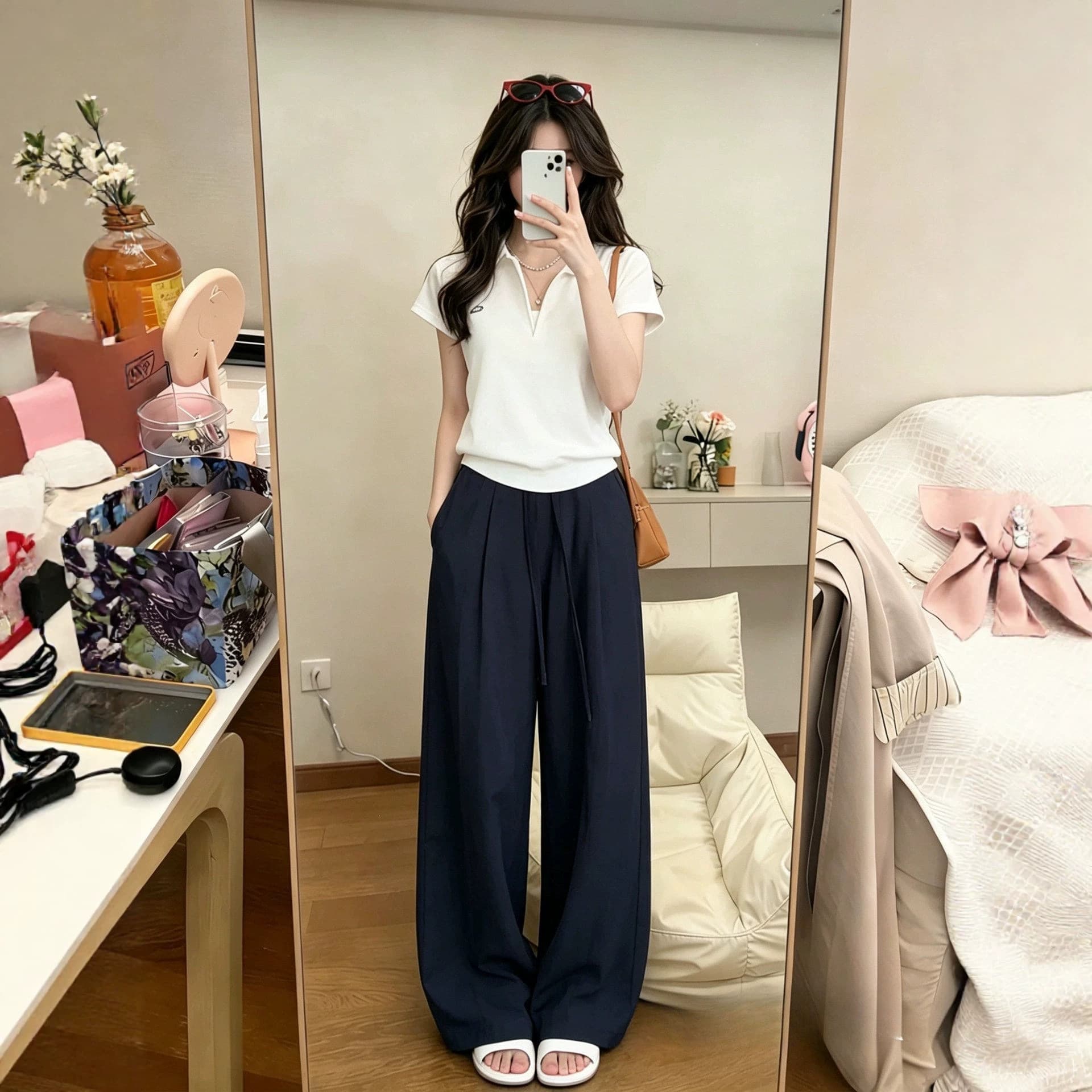 Korean Chic Relaxed Casual Sportswear Set for Women: Summer Fashion Age-Reducing Polo Short Sleeve Wide-Leg Pants Two-Piece Set