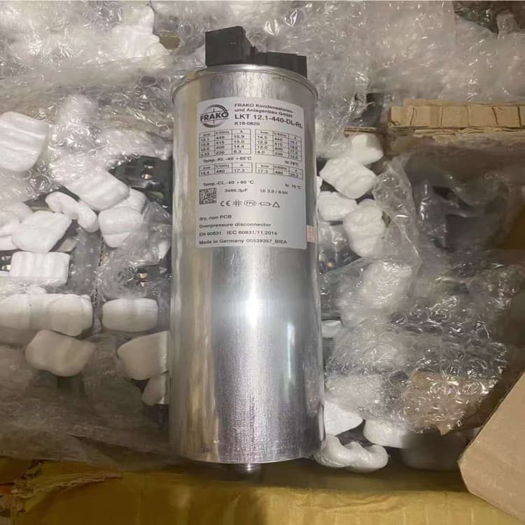 Original box new LKT 12.1-440-DL-RL 3*66.3UF 440V FRAKO three-phase filter capacitor