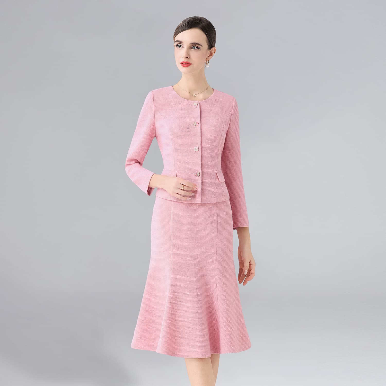 High-end elegant dress, 2025 autumn/winter new style, slim-fit and waist-cinching, fashionable and versatile two-piece set.