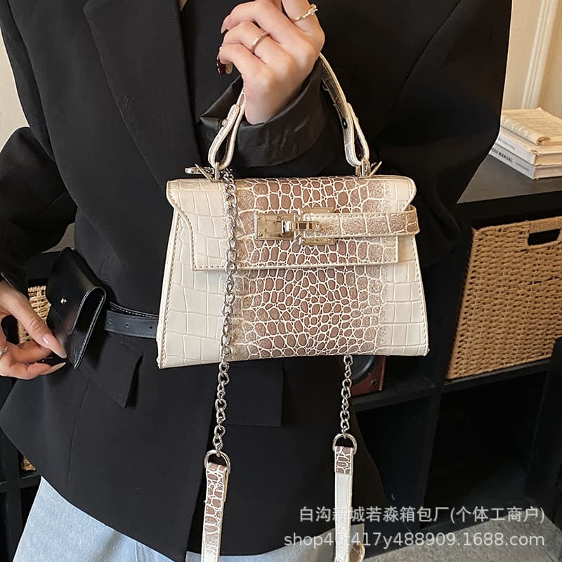 2026 New Model Light Luxury Versatile Shoulder Crossbody Handbag Niche High-End Crocodile Pattern Handbag for Women Wholesale