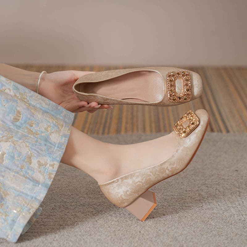 New Chinese Style Square Buckle Shallow Mouth High Heels for Women, Fashion Retro Square Toe Rhinestone Chunky Heel Spring Autumn New Arrival Single Shoes