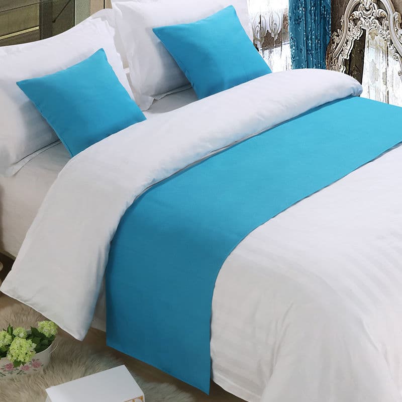 Bed runners, hotel and guesthouse bedding, color-coated bed runners, pillowcases, pillow cores, decorative strips - manufacturers and wholesalers.