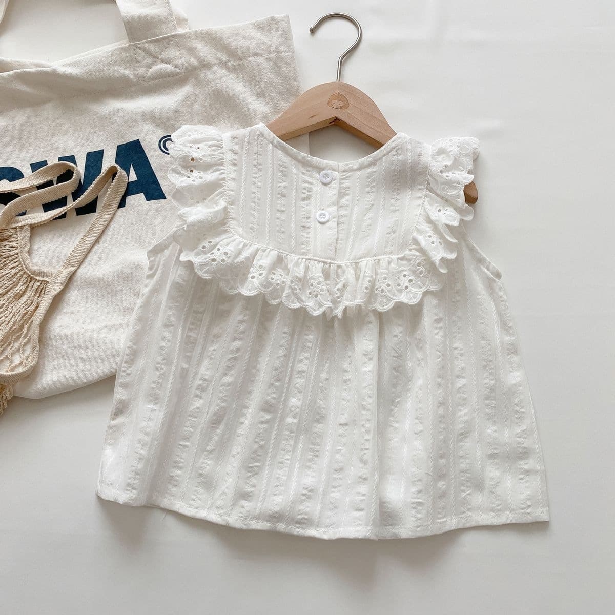 2026 Korean version of summer new women's sleeveless lace shirt doll shirt collarless children's fashionable girl's baby foreign trade wholesale