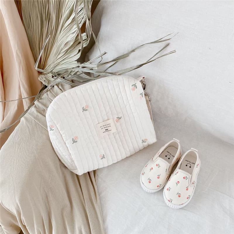 2026 New Zipper Embroidered Quilted Mom Bag Baby Stroller Hanging Bag Portable Diaper Bag for Outings