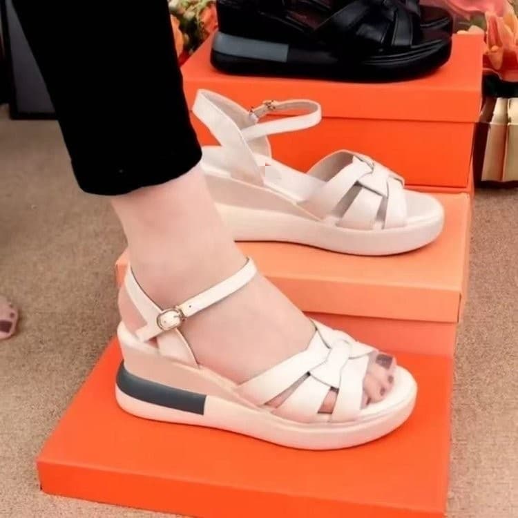 Casual Fashion Flat Sandals for Women 2026 New Platform Thick Sole Roman Shoes Lightweight Soft Sole Summer Women's Sandals