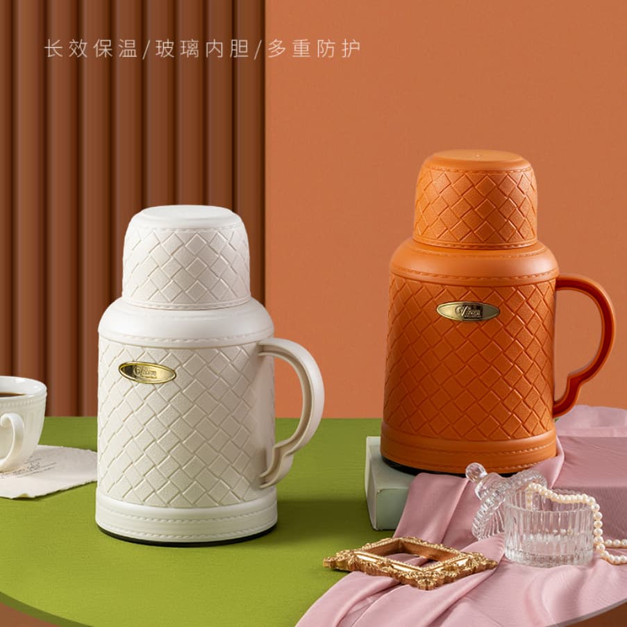 Insulated Water Bottle for Home Use AO Hot Water Bottle Portable Warm Bottle Cold-Resistant RU Large Capacity M